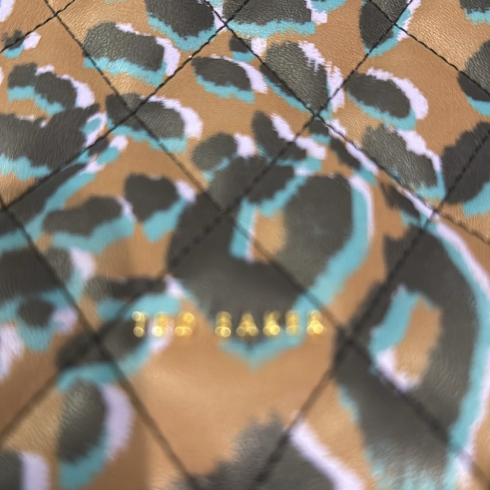 Ted Baker - Picture 2 of 5